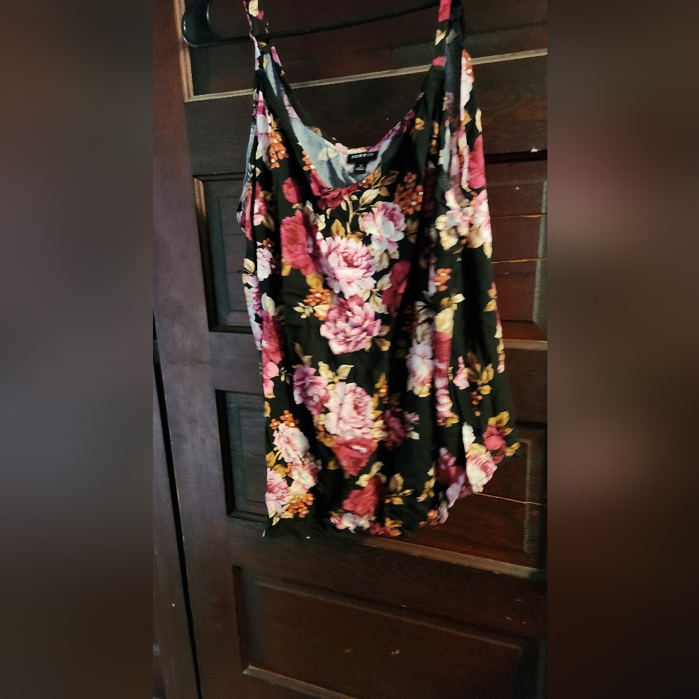 Torrid Floral Black Tank Top